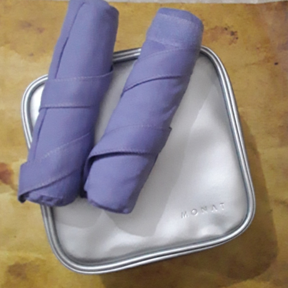 Monat Sleep-in rollers NEW
